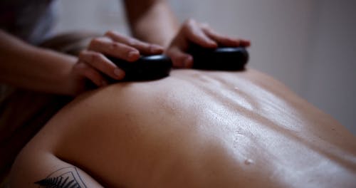 spa in dhaka. massage in dhaka. massage near me. body massage in dhaka.spa near gulshan. massage in gulshan. massage near gulshan