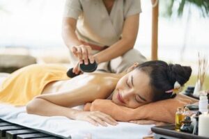 Read more about the article How to Choose the Right Massage Spa in Dhaka for Your Needs