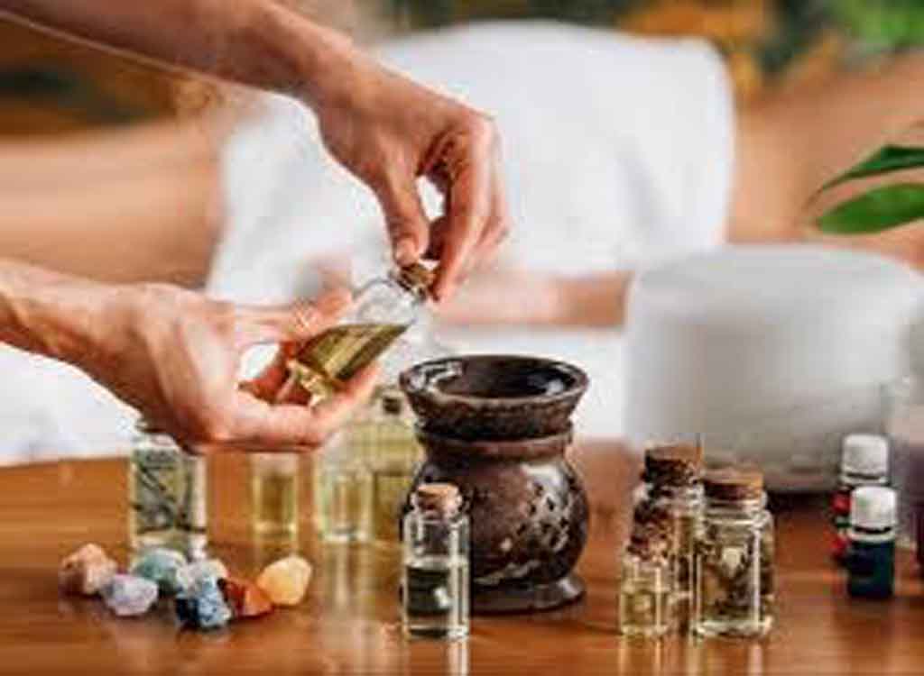 Read more about the article How Aromatherapy Enhances Your Massage Experience | Dhaka Body Queen Spa